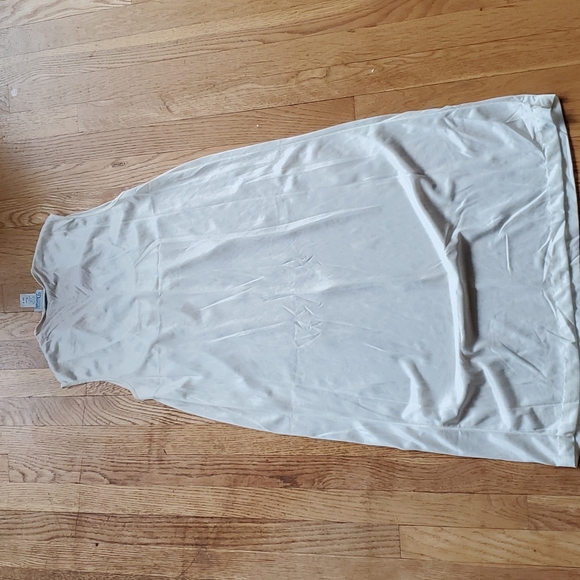 Vintage nightgown with embroidered applique roses M - Picture 2 of 6